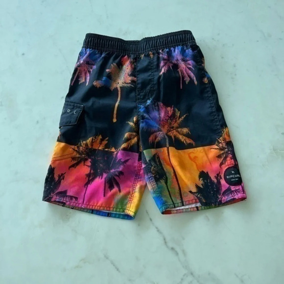 Ripcurl - Picture 1 of 4